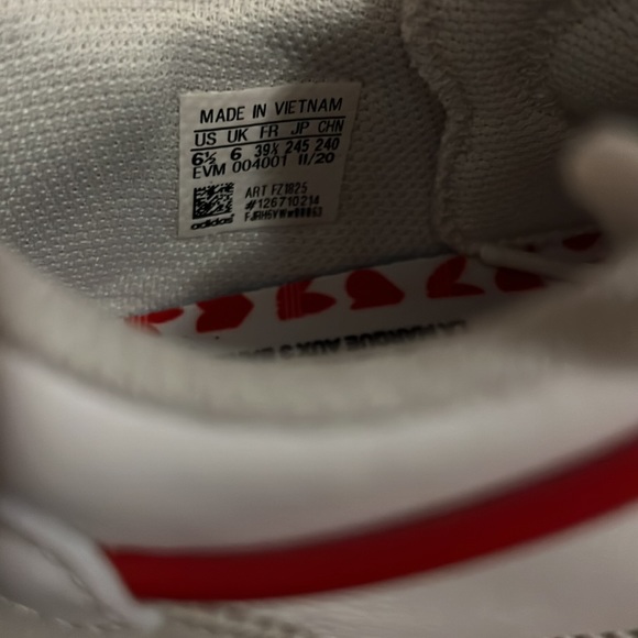 Adidas OZWEEGO SHOES - Picture 10 of 10